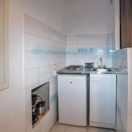 2 Bedroom Stunning In Brustico Appartamento