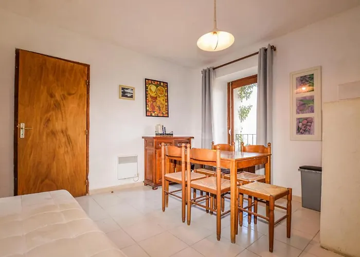 Apartment Cozy In Carcheto Brustico Stazzona
